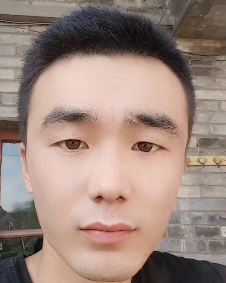 阿龍